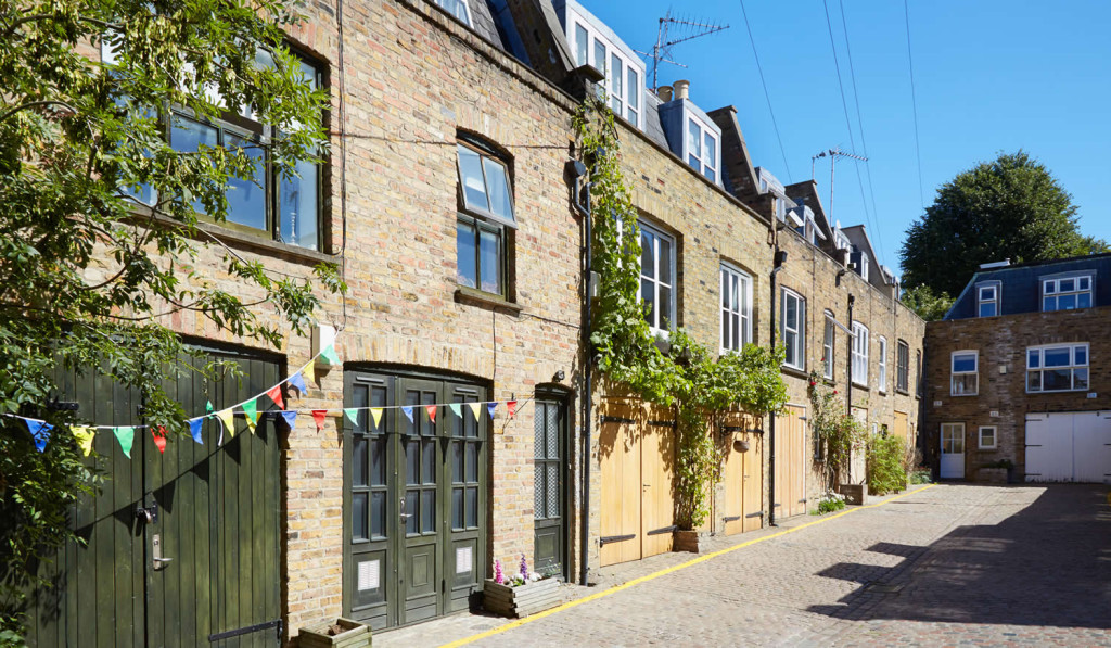 Attractive bricks mews houses, London City Mortgages