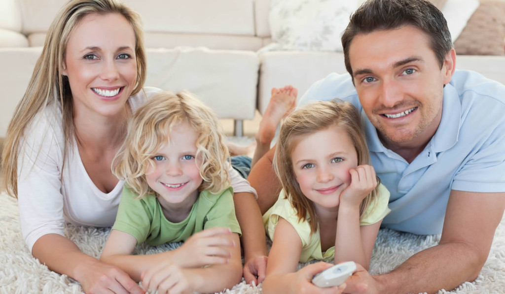 family-in-home-livingroom-watching-tv-london-city-mortgages