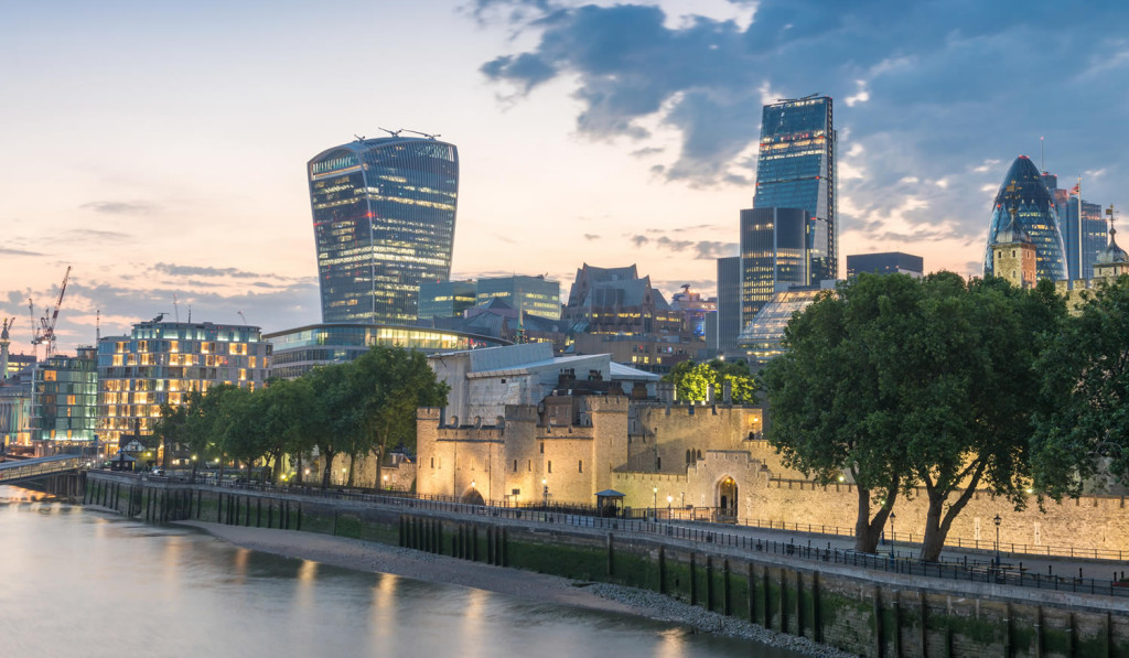 Stunning skyline of the Tower and financial district, London City Mortgages