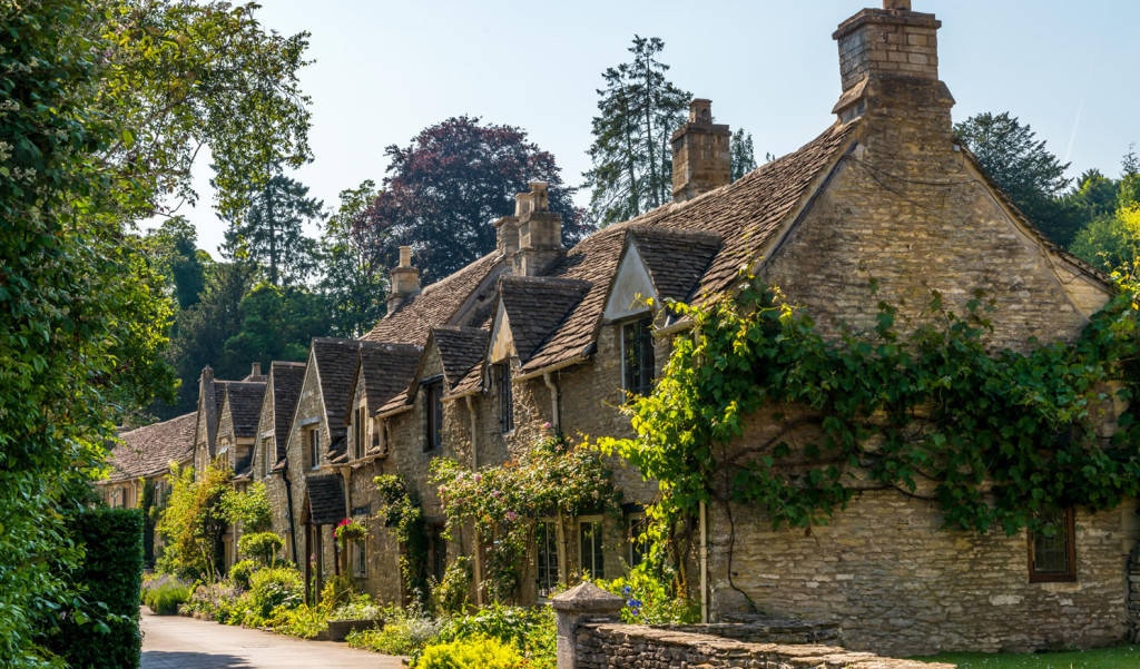 Old english village beautiful stone cottages London City Mortgages